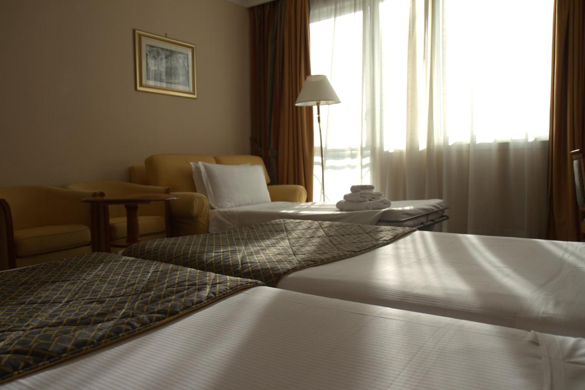 Aurelia Antica 4*